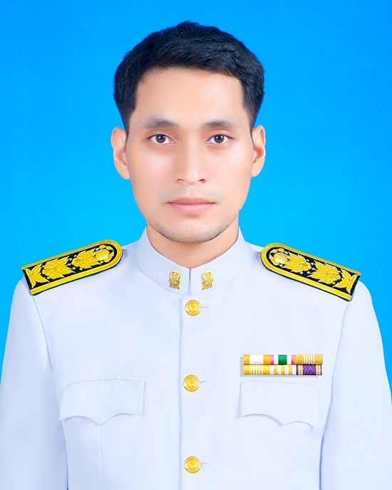 นายดุลยวัต รักษ์พงศ์