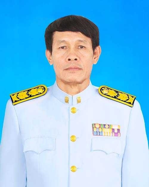 นายกตนนท์ นาทัน